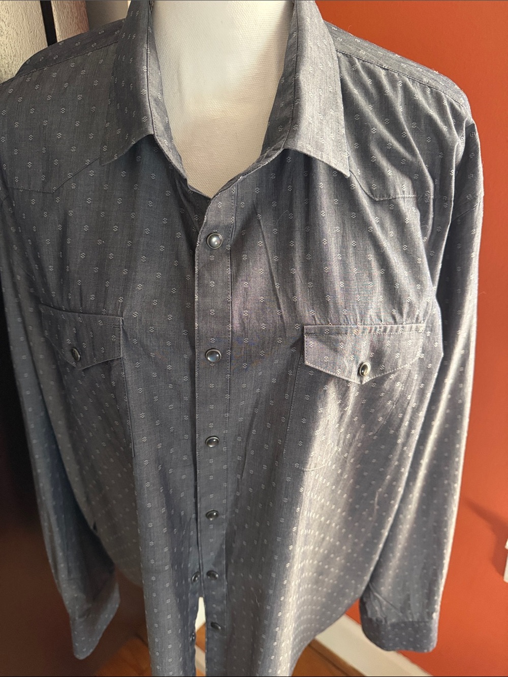 Men's Blue/Grey Long-Sleeve Western Button-Down Shirt - Pocket Front